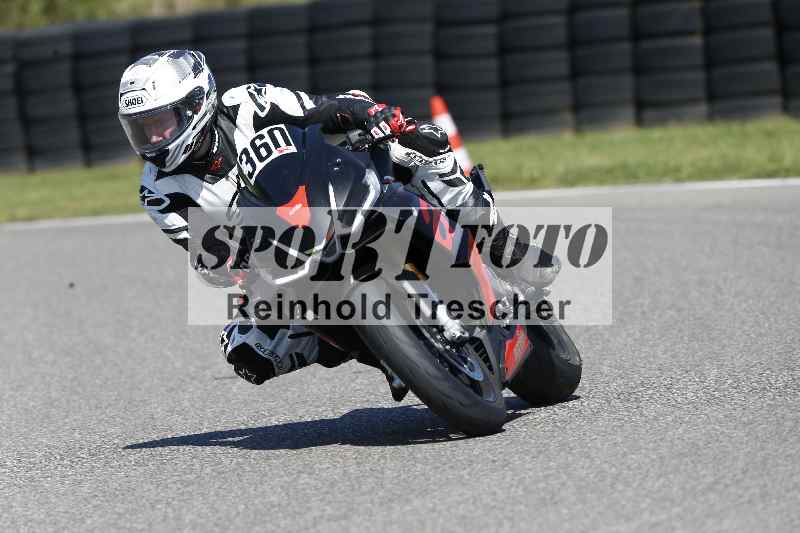 /43 08.08.2025 Discover the Bike ADR/Race 3 rot/360